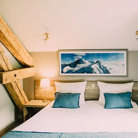 Eden Hotel, And Les Praz 3*