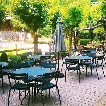 ホテル Eden Hotel, And Les Praz 3*