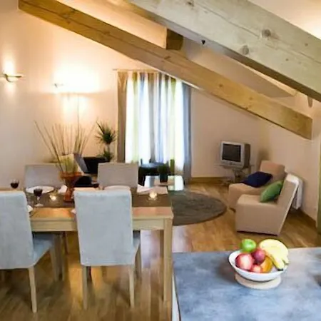 Eden Hotel, And Les Praz 3*