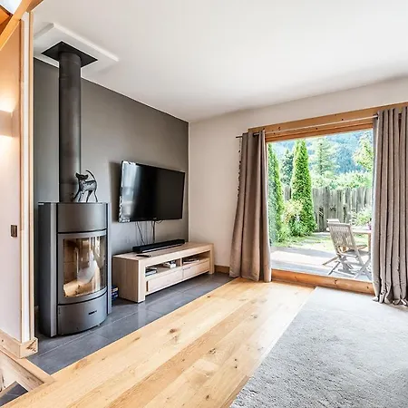 Eden Hotel, And Les Praz Hotel 3*