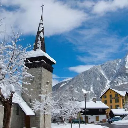 Eden Hotel, And Les Praz Otel