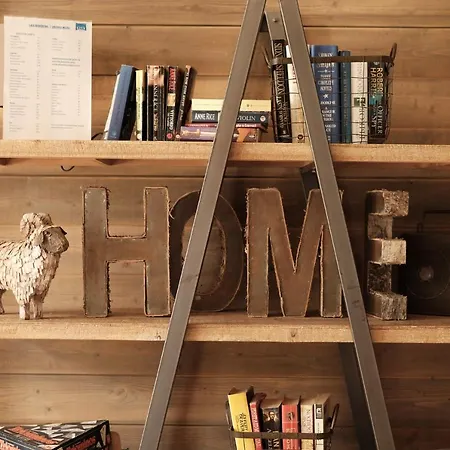 Eden Hotel, And Les Praz