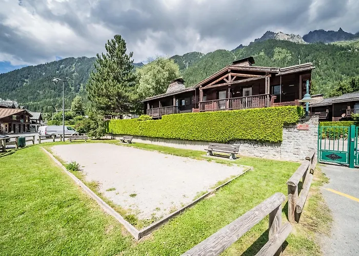 Eden Hotel, And Les Praz Chamonix